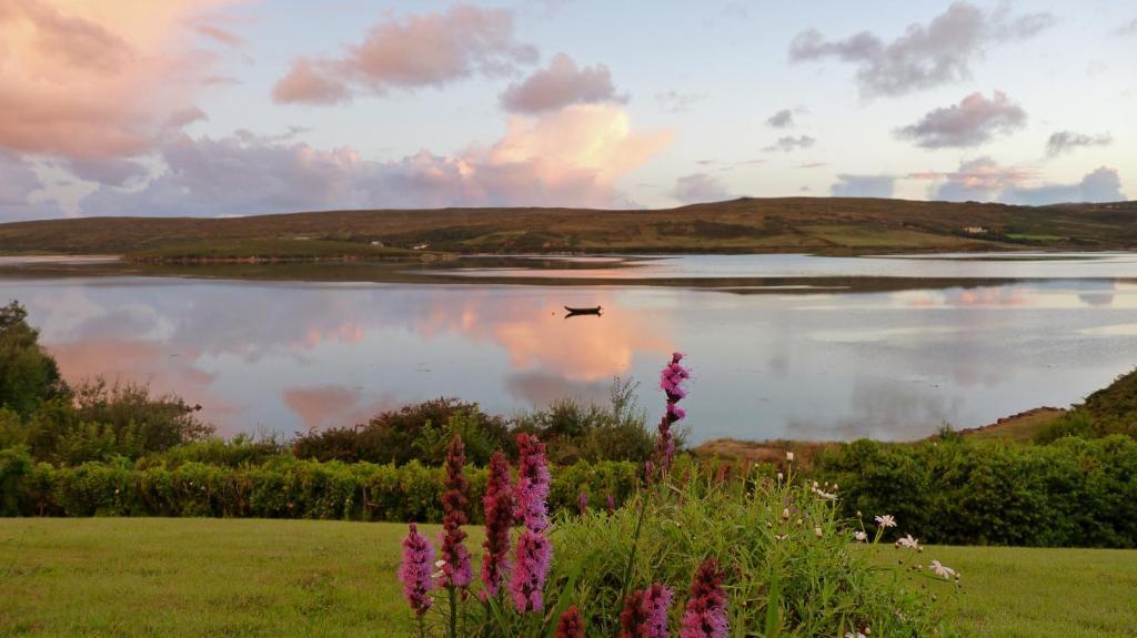 Waterfront Rest B&B Clifden Exterior photo